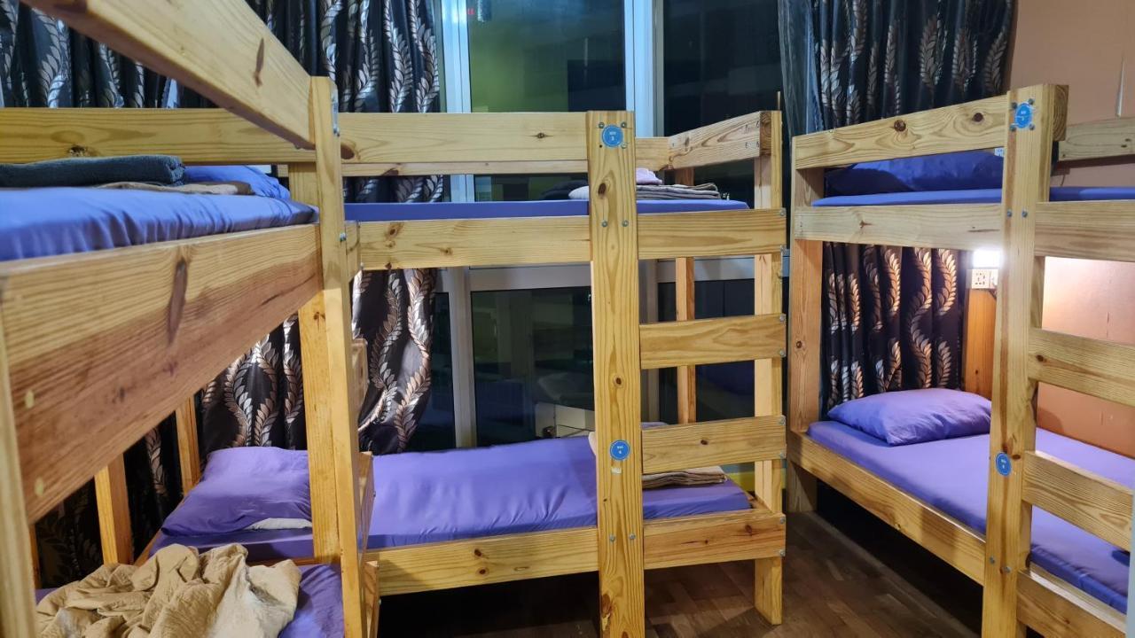 Hostel At Regalia Sky Pool Κουάλα Λουμπούρ Εξωτερικό φωτογραφία