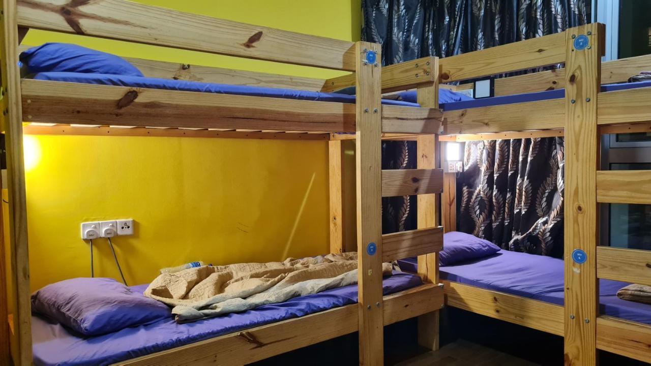Hostel At Regalia Sky Pool Κουάλα Λουμπούρ Εξωτερικό φωτογραφία
