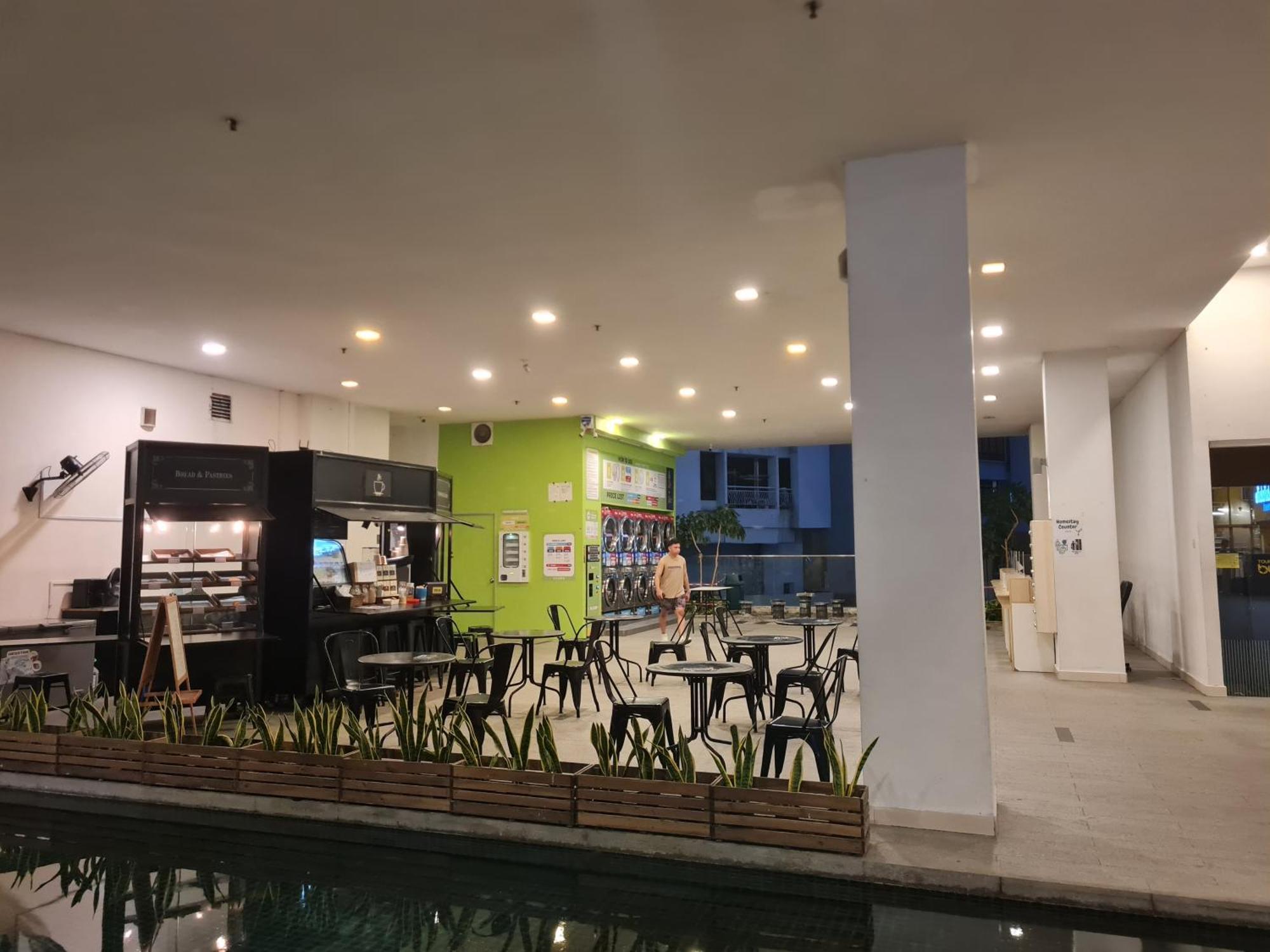 Hostel At Regalia Sky Pool Κουάλα Λουμπούρ Εξωτερικό φωτογραφία